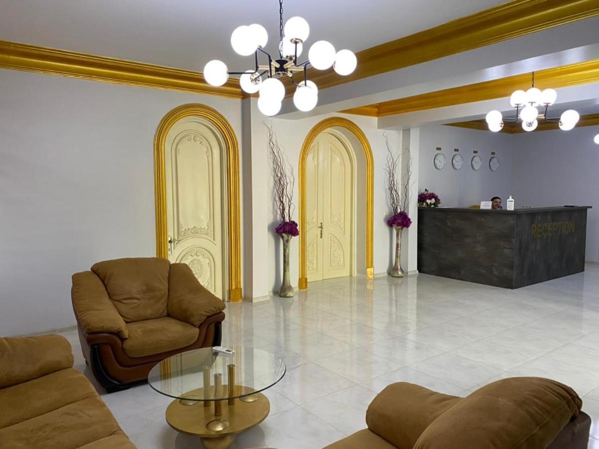 Hotel Genatsvale Batoumi Extérieur photo