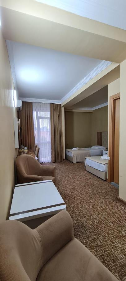 Hotel Genatsvale Batoumi Extérieur photo